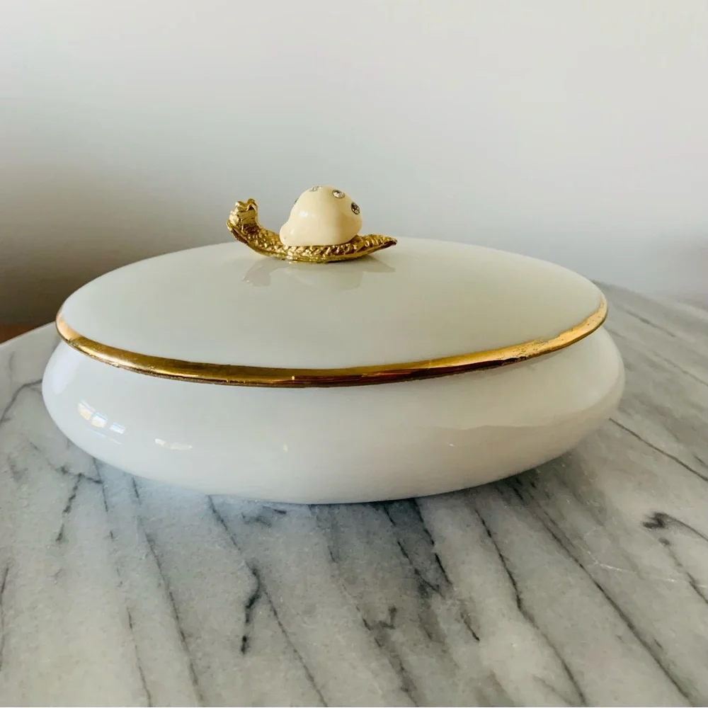 Oval porcelain trinket dish - Picture 6 of 9